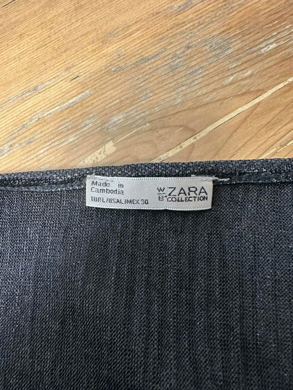 🤍 Women’s Wrap Top – ZARA – Size L/G – $14 🤍 - Picture 5 of 7